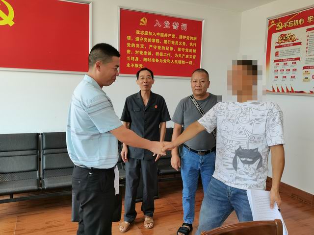 调整大小 e75e34d82d419691bc46249b73de7b4.jpg