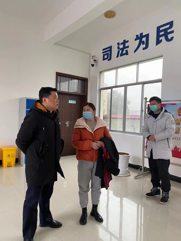 慰问法庭照片 (4).jpg