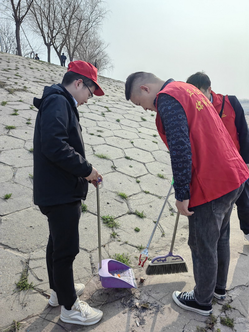 清扫活动 (3).jpg